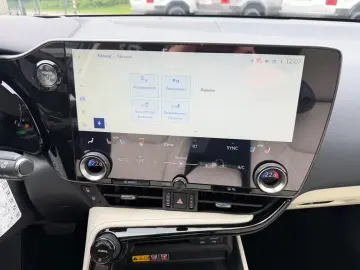 Lexus NX 450h NX 450 h Luxury.HUD