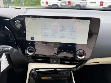 Lexus NX 450h NX 450 h Luxury.HUD