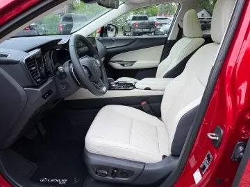 Lexus NX 450h NX 450 h Luxury.HUD