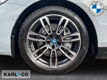 BMW 550 e xDrive Limousine M Sport