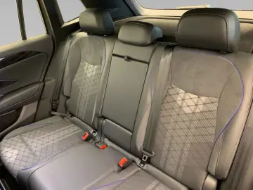 VW Tiguan R-Line TSI DSG 4M  AHK PANO MASSAGE ACC