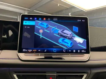 VW Tiguan R-Line TSI DSG 4M  AHK PANO MASSAGE ACC