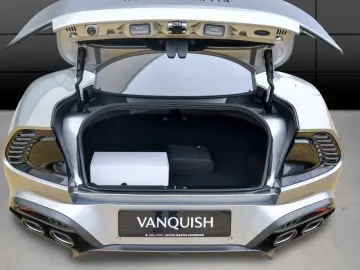 ASTON MARTIN Vanquish Coupe