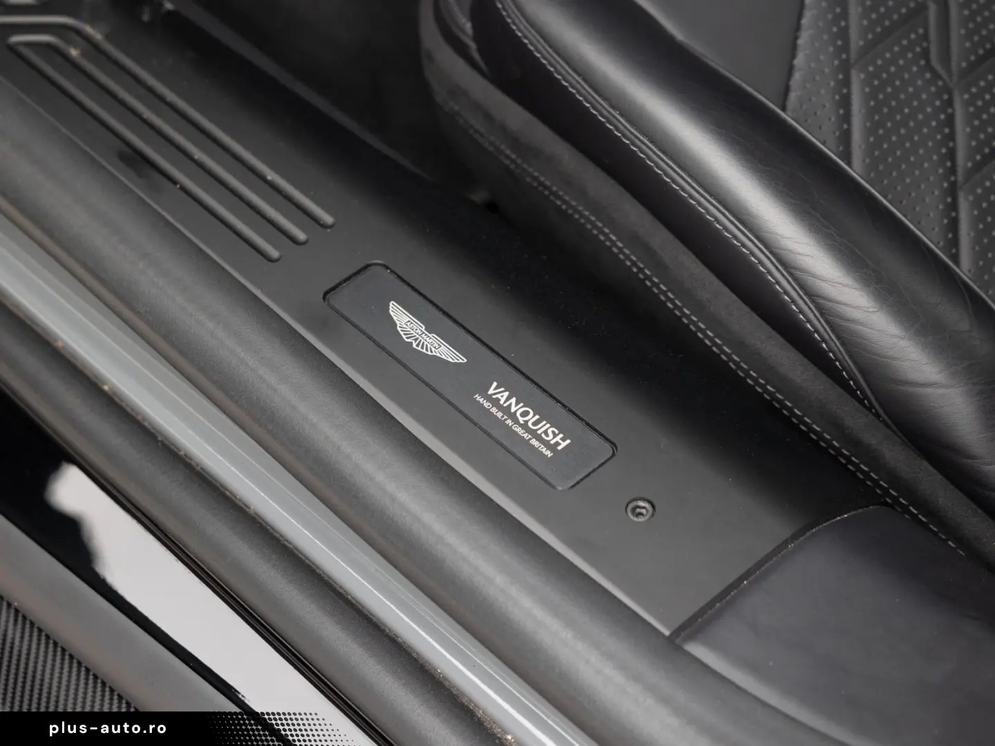 ASTON MARTIN Vanquish      Titan Auspuff   Black Pack