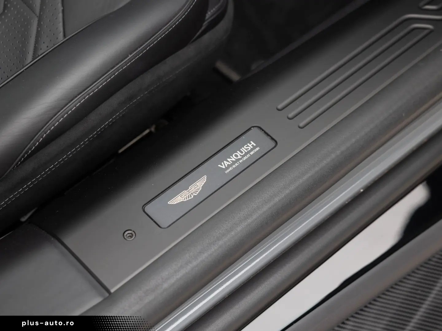 ASTON MARTIN Vanquish      Titan Auspuff   Black Pack