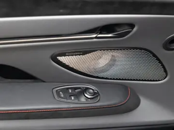 ASTON MARTIN Vanquish      Titan Auspuff   Black Pack