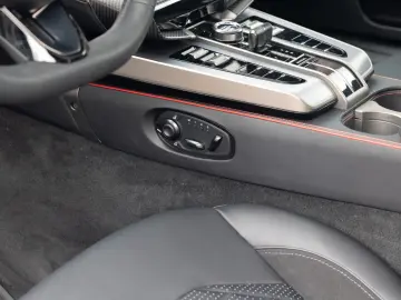 ASTON MARTIN Vanquish      Titan Auspuff   Black Pack