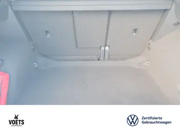 VW Tiguan R 2.0 TSI 4Motion DSG RearView MATRIX-LED