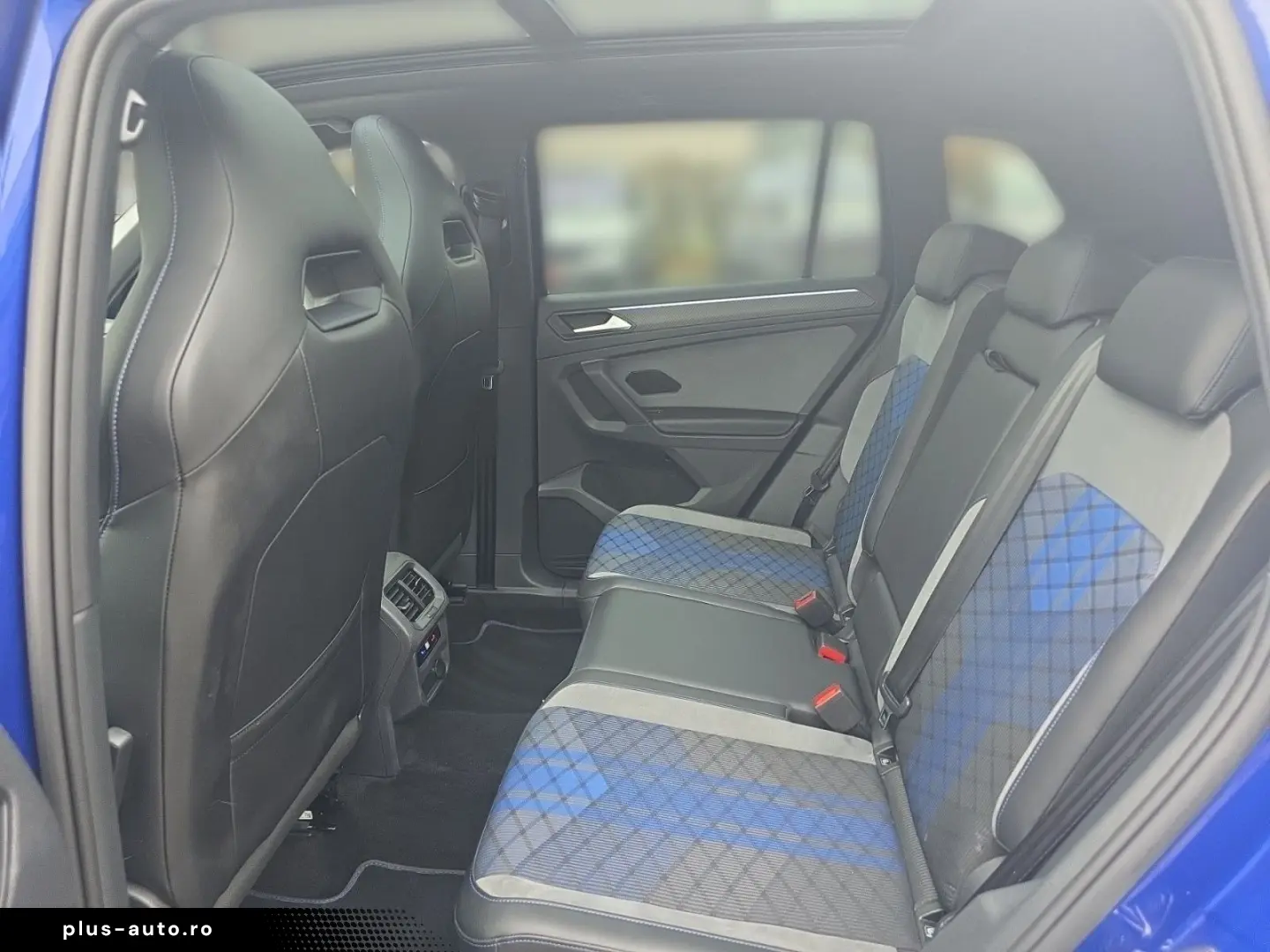 VW Tiguan 2.0 TSI DSG R 4Motion Navi IQ.LIGHT - LED