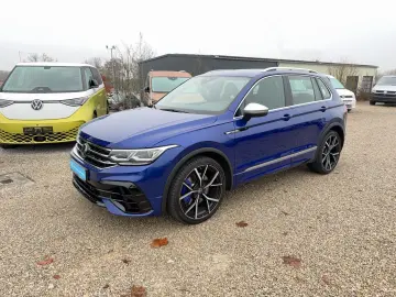 VW Tiguan R   R-Perform. - Akrapovic   DCC- Fahrwer