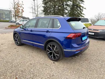 VW Tiguan R   R-Perform. - Akrapovic   DCC- Fahrwer