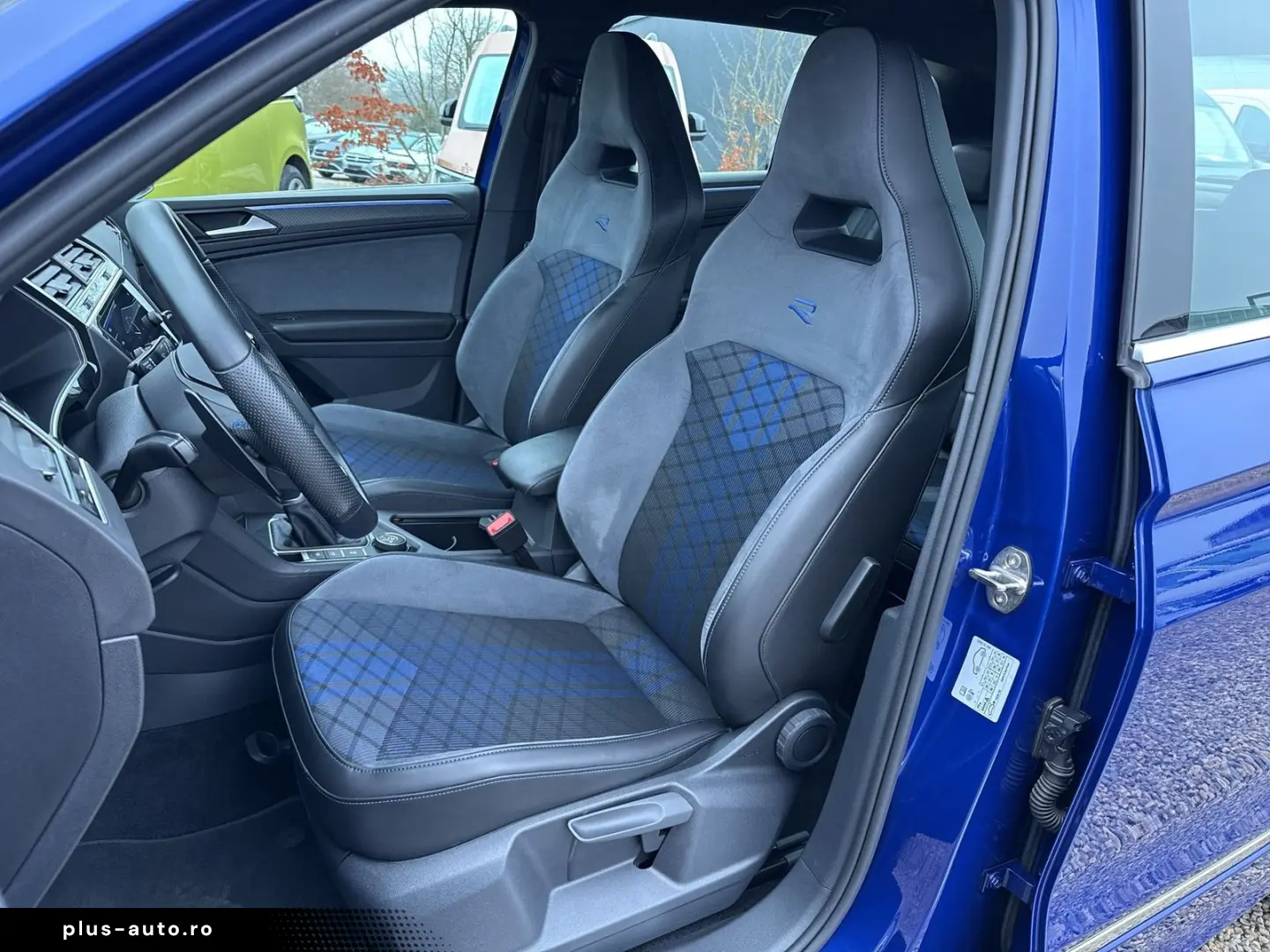 VW Tiguan R   R-Perform. - Akrapovic   DCC- Fahrwer