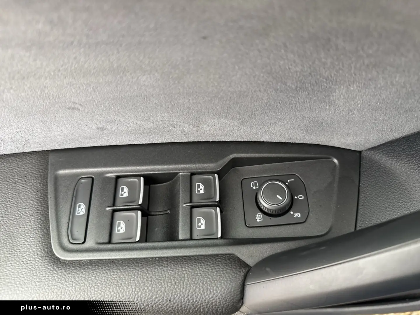 VW Tiguan R   R-Perform. - Akrapovic   DCC- Fahrwer