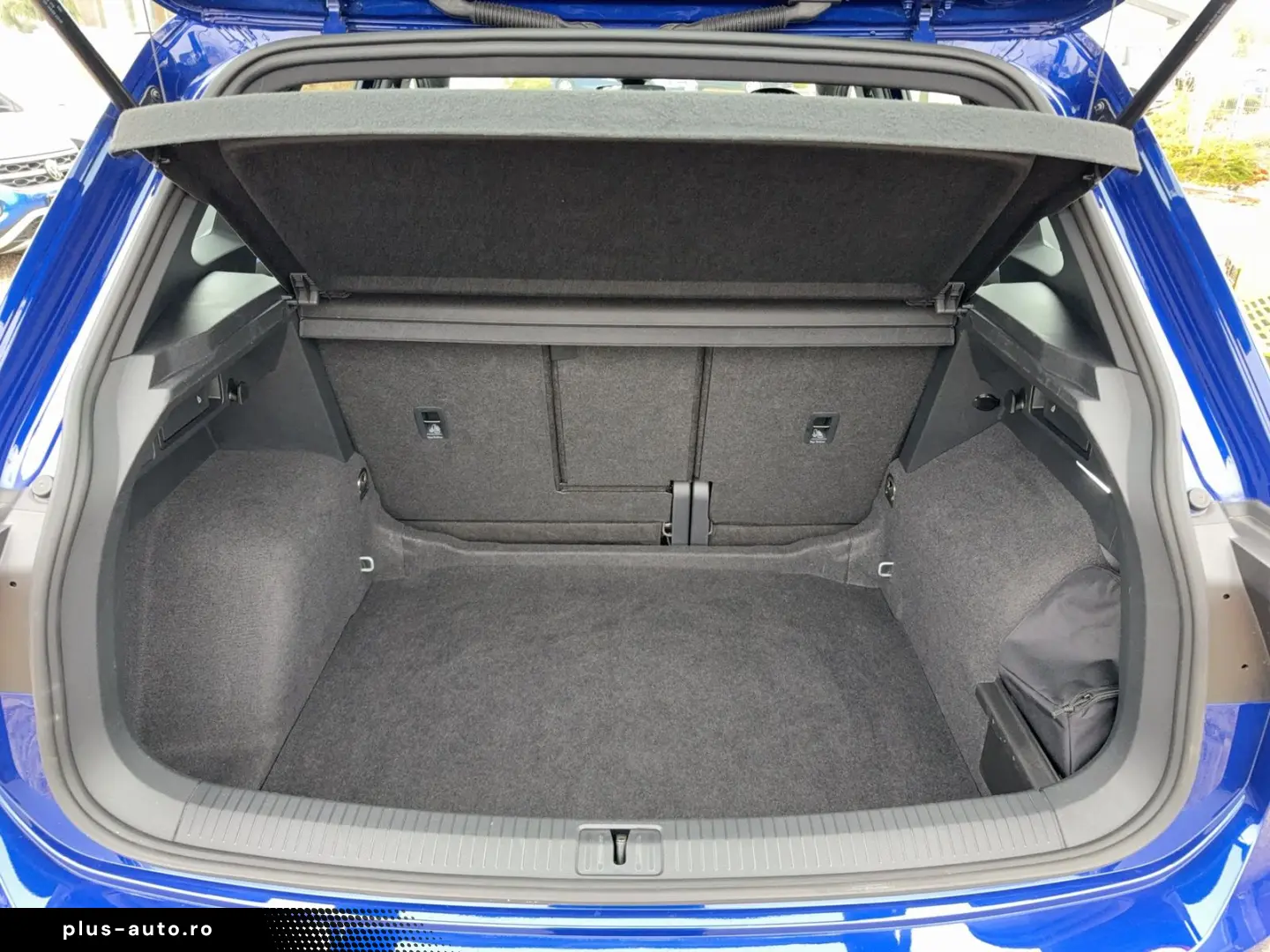 VW Tiguan R   R-Perform. - Akrapovic   DCC- Fahrwer