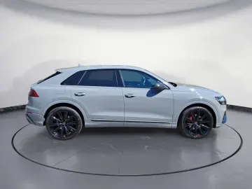 AUDI Q8 50 TDI quattro tiptronic
