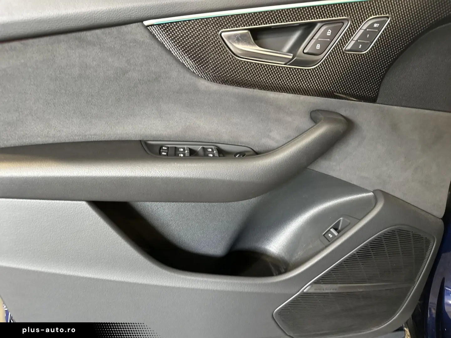 AUDI Q8 50TDI S LINE Comp Matrix SoftClo Massage Ventil Carb