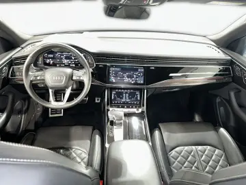 AUDI Q8 50TDI S LINE Comp Matrix SoftClo Massage Ventil Carb