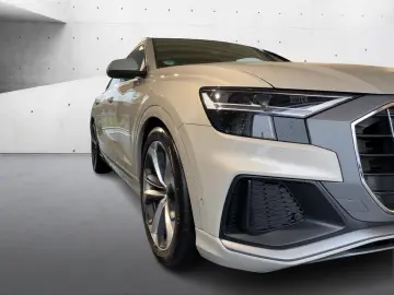 AUDI Q8 50 TDI QUAT S-Line B&O SoftClo Massage Ventil 360