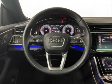 AUDI Q8 50 TDI Qu. S line Matrix B&O 360  Massage Ventil