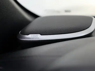 TOYOTA Hilux 2.8 D-4D Invincible 4x4  CarPlay Rollo AHK