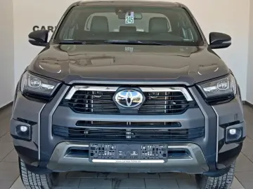 TOYOTA Hilux 2.8 D-4D Invincible 4x4  CarPlay Rollo AHK