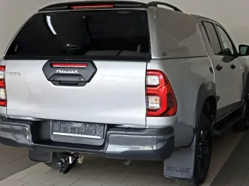 TOYOTA Hilux 2.8 D-4D Invincible  CarPlay  HardTop  AHK