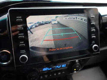 TOYOTA Hilux 2.8 D-4D Invincible  CarPlay  HardTop  AHK