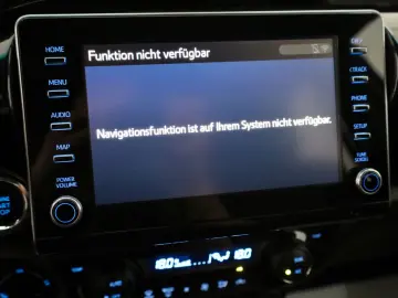 TOYOTA Hilux 2.8 D-4D Invincible  CarPlay  HardTop  AHK