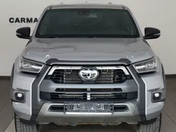 TOYOTA Hilux 2.8 D-4D Invincible  CarPlay  HardTop  AHK