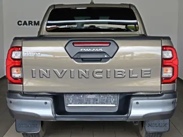 TOYOTA Hilux 2.8 D-4D Invincible 4x4 ACC SR Allterrain
