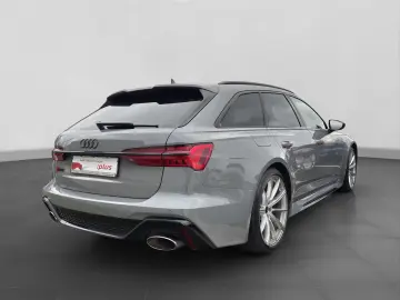 AUDI RS6 Avant TFSI