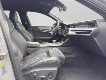 AUDI RS6 Avant TFSI