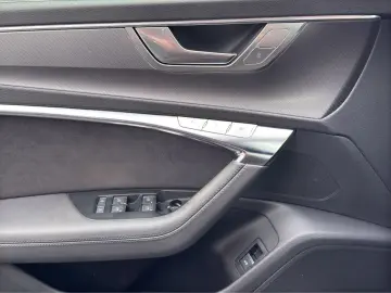AUDI RS6 Avant TFSI
