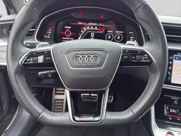 AUDI RS6 Avant TFSI