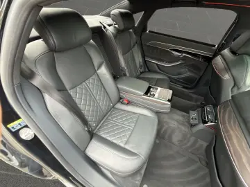 AUDI A8L 50TDI Qu B&O 4xMassage&Ventil SoftClo Matrix