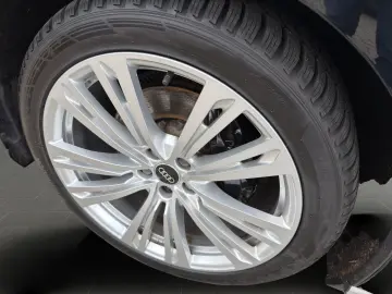 AUDI A8L 50TDI Qu B&O 4xMassage&Ventil SoftClo Matrix