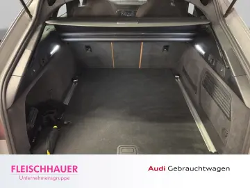 AUDI RS6 Avant 4.0 TFSI quattro