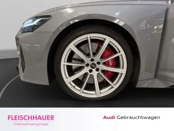 AUDI RS6 Avant 4.0 TFSI quattro