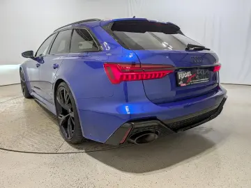 AUDI RS6 Avant 4.0 TFSI quattro