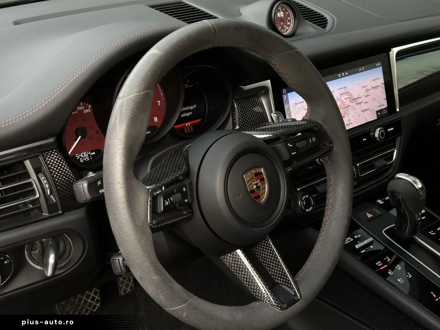 PORSCHE Macan GTS Burmester PASM Sportsitze PANO