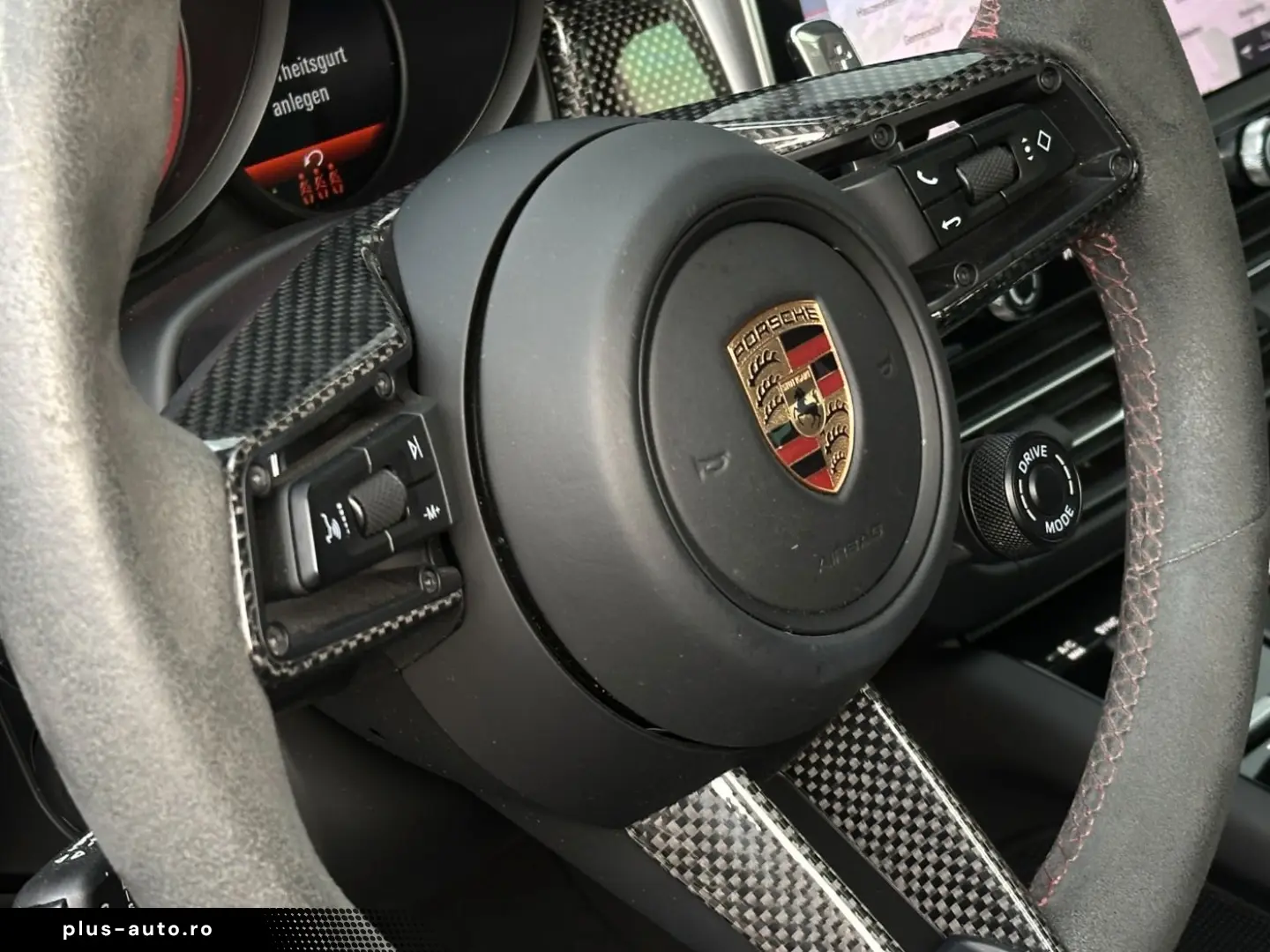 PORSCHE Macan GTS Burmester PASM Sportsitze PANO