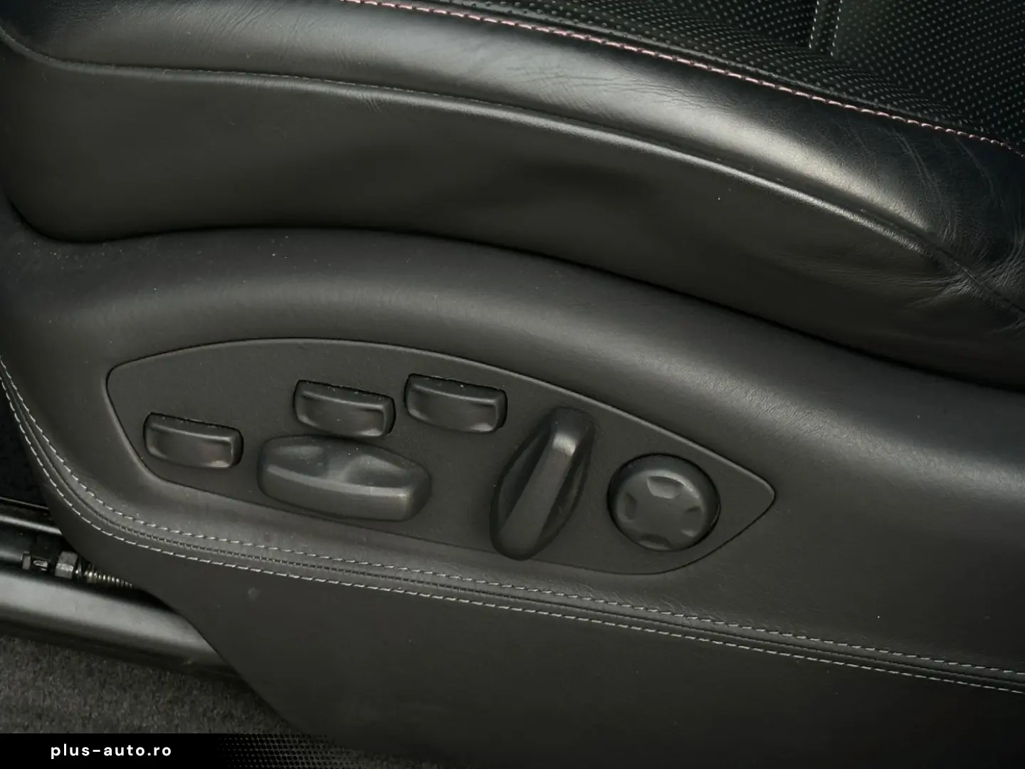 PORSCHE Macan GTS Burmester PASM Sportsitze PANO