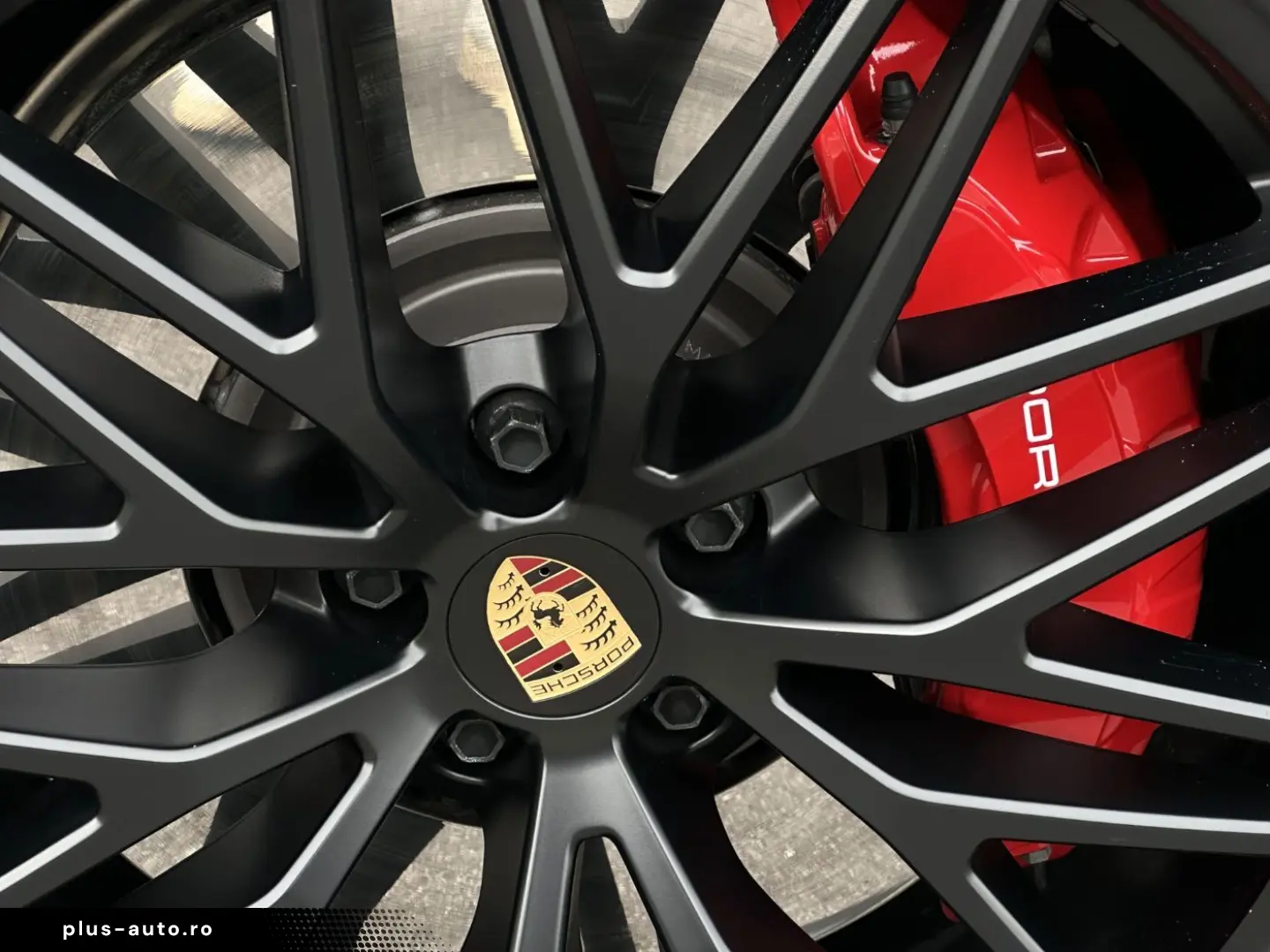 PORSCHE Macan GTS Burmester PASM Sportsitze PANO