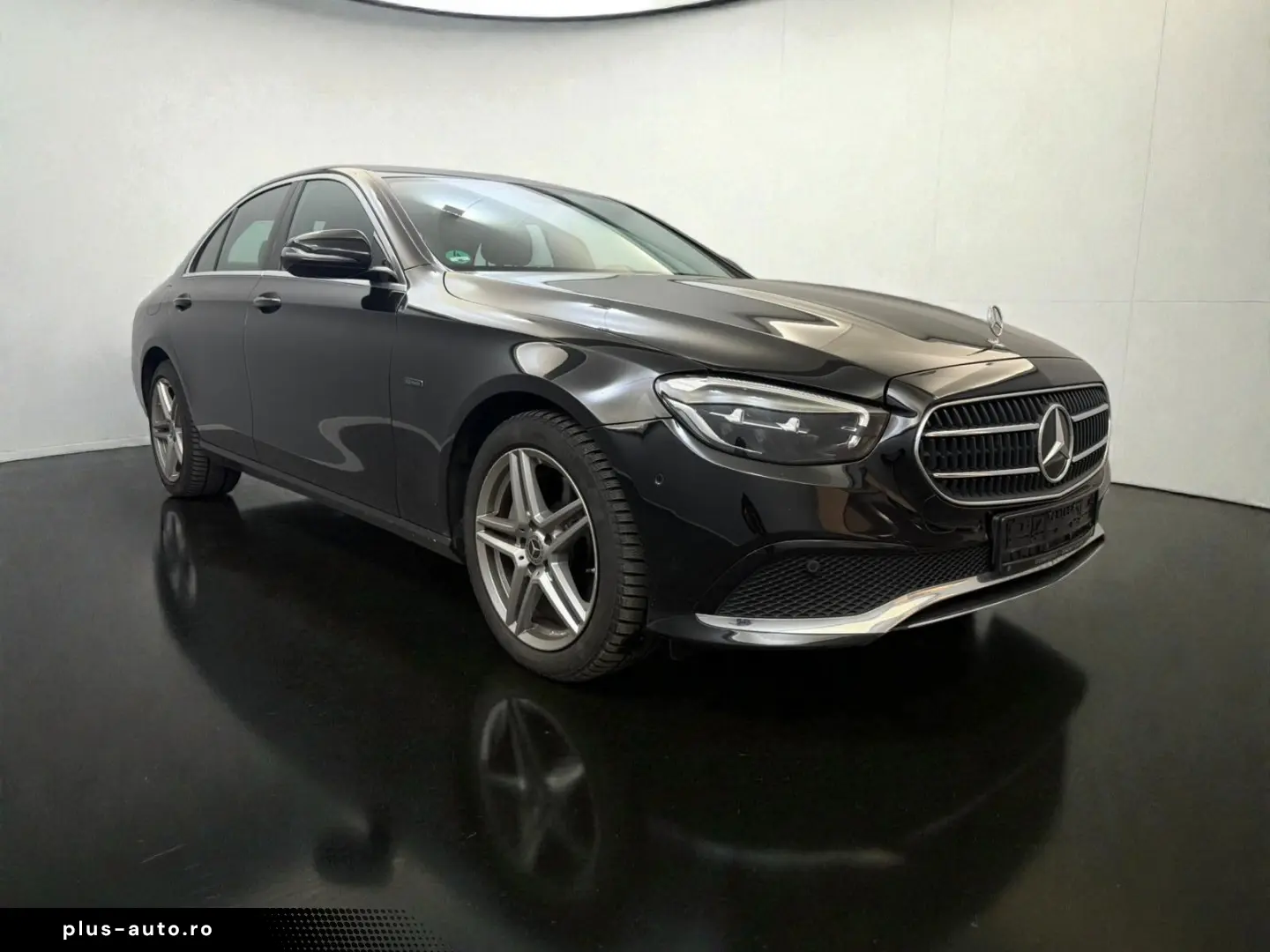MERCEDES-BENZ E 300 e Limo AVANTGARDE