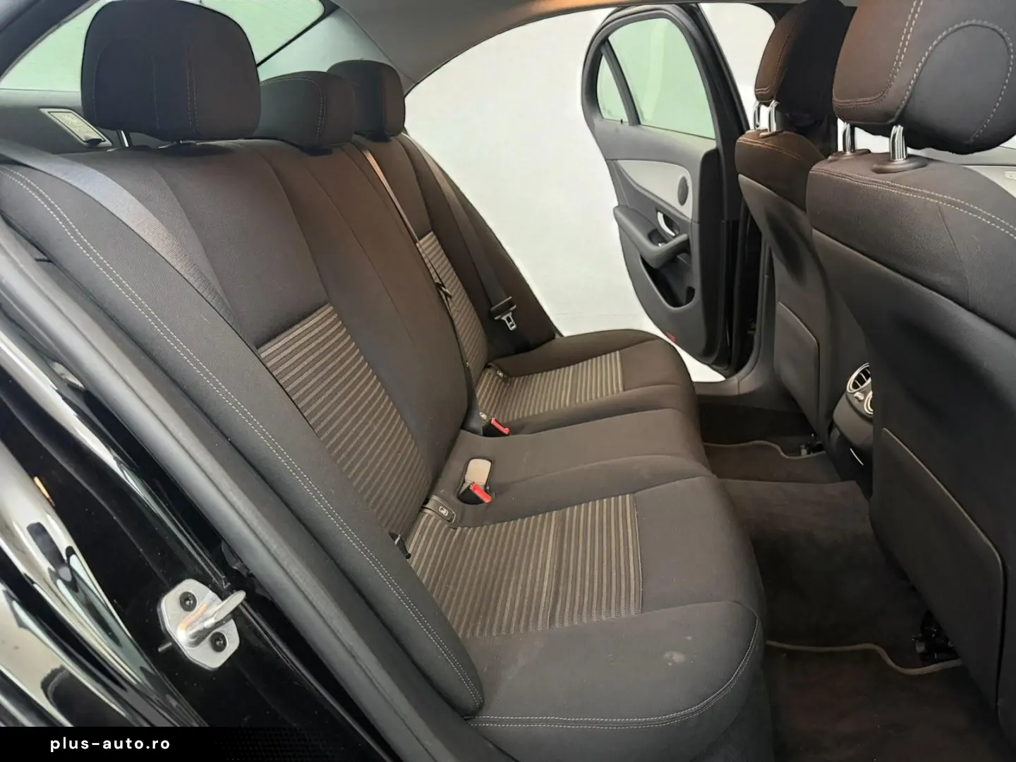 MERCEDES-BENZ E 300 e Limo AVANTGARDE