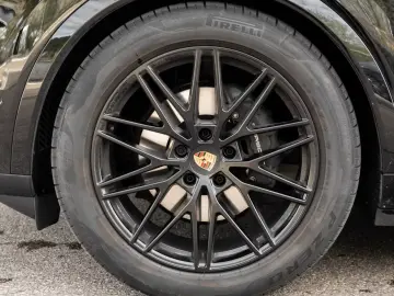 Porsche Cayenne Black Edition InnoDrive Head-Up