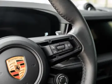 Porsche Cayenne Black Edition InnoDrive Head-Up
