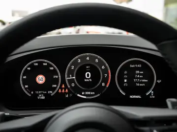 Porsche Cayenne Black Edition InnoDrive Head-Up