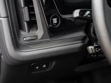 Porsche Cayenne Black Edition InnoDrive Head-Up