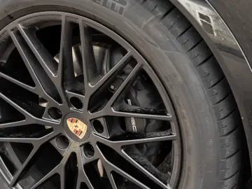 Porsche Cayenne Black Edition InnoDrive Head-Up